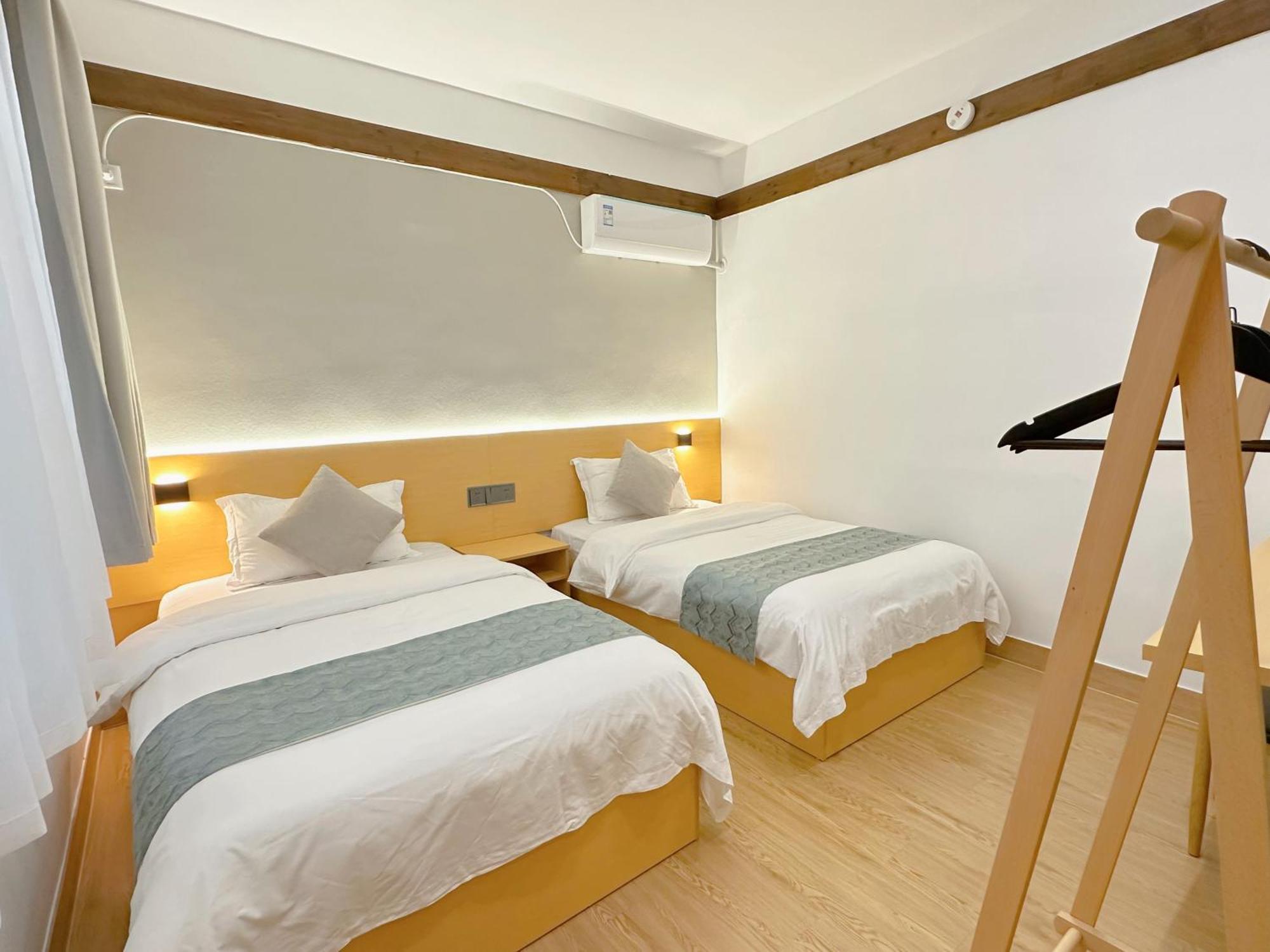 Hemu House Hotel Fenghuang County Exterior photo