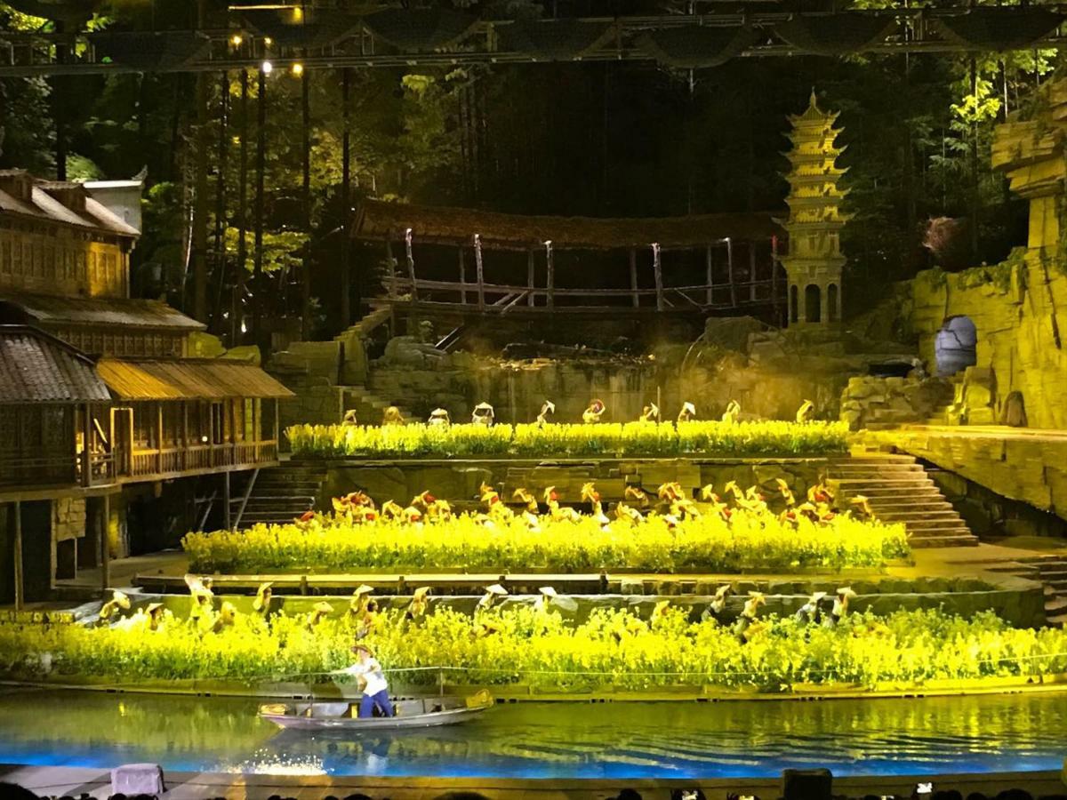 Hemu House Hotel Fenghuang County Exterior photo